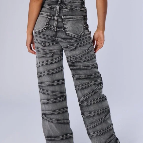 AKIRA NWT Women's Gray Jeans - Picture 5 of 9